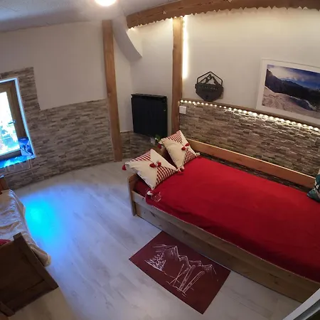 Les Hauts Du Paquier Bed & Breakfast Modane