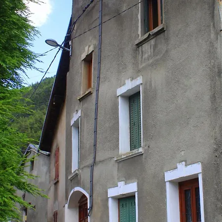 Les Hauts Du Paquier Bed and Breakfast Modane