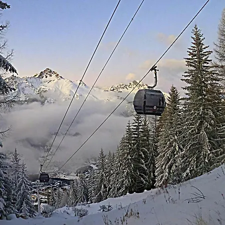 Les Hauts Du Paquier Bed and Breakfast Modane